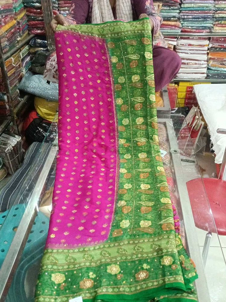 Elegant Pink &amp; Green Saree