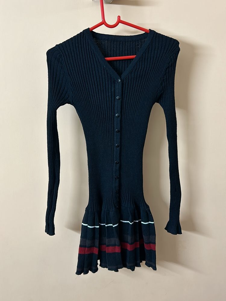Bodycon Korean Dress/cardigan + Free Gift