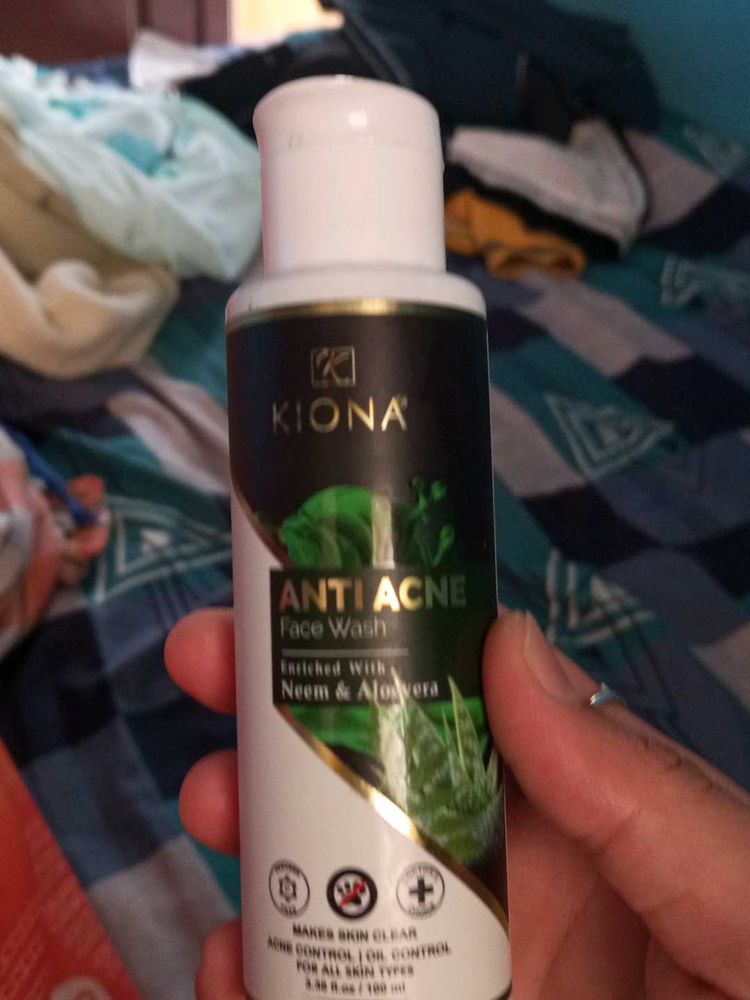 Kiona Anti Acne Face Wash