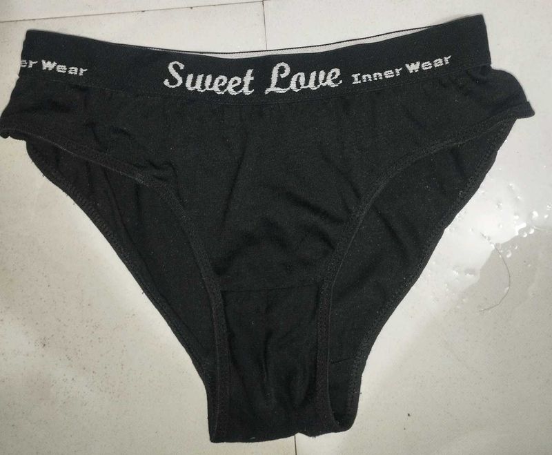 Sweet Love Innerwear Brief for girls / women. ❤😊