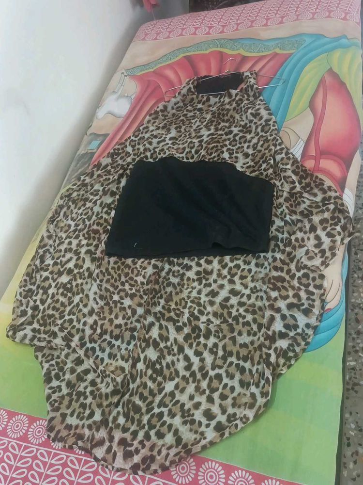One Srug Style Top With Chitta Print