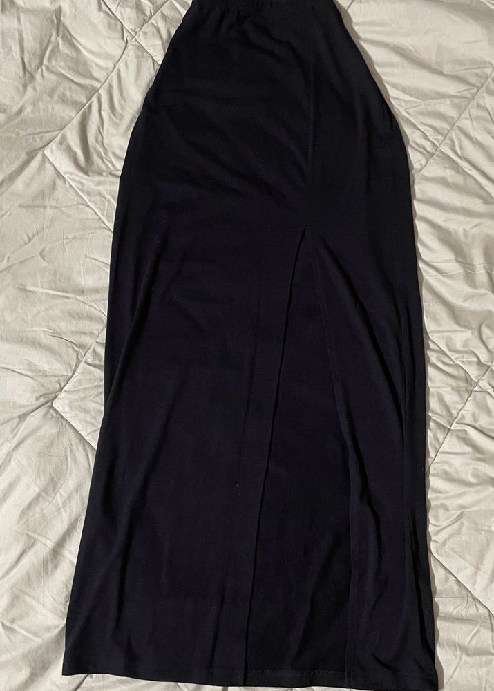 SHEIN Black Long Skirt With A Slit