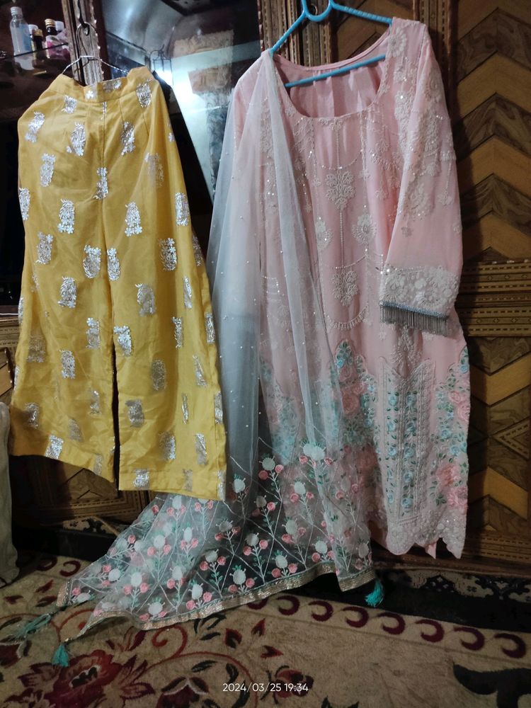 Beautiful Pakistani Suit