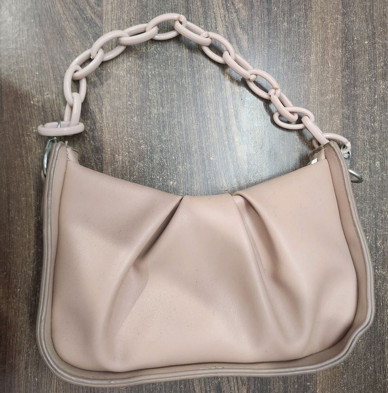 Fashionable Hand Bag