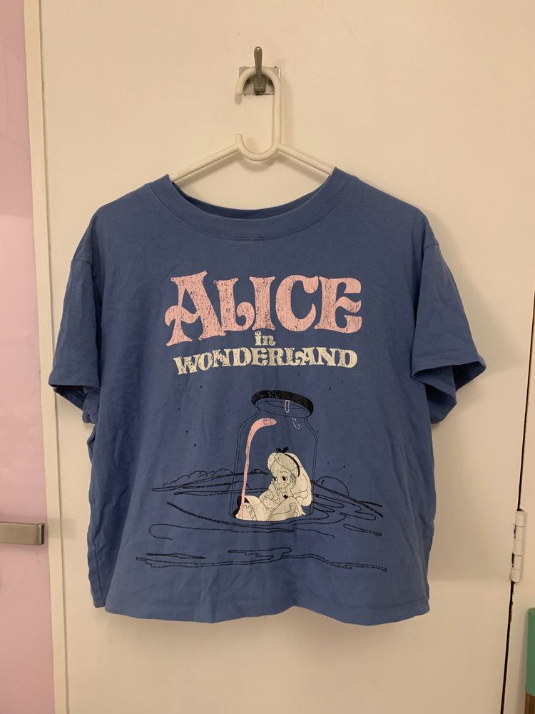 h&amp;m alice in wonderland tshirt