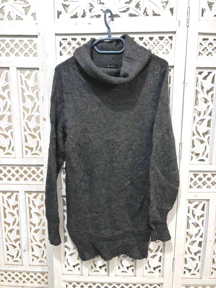 Turtle Neck Sweater A