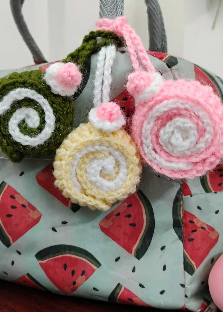 Crochet Cake Roll Bag Charm🍰