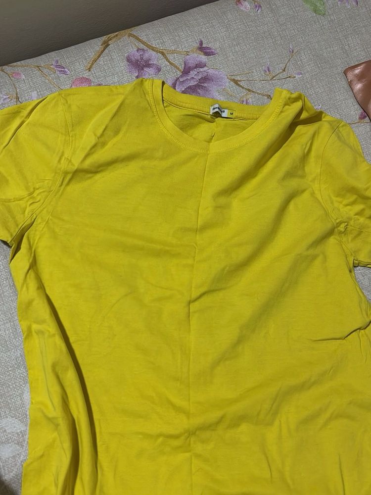 Bewakoof Yellow Tee (S-M)