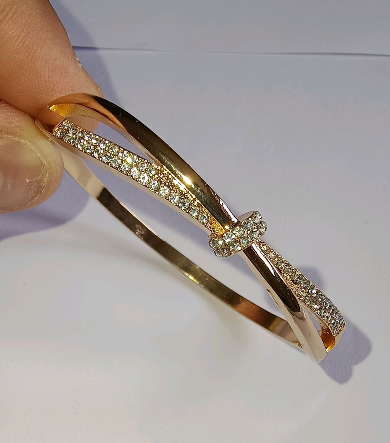 Price Drop! Knot Design Golden Bracelet