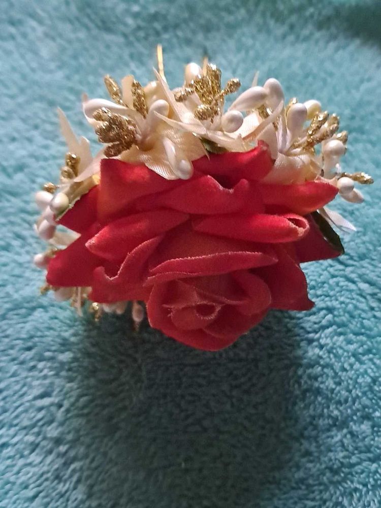 Red Rose &amp; White Flower Hair Clip