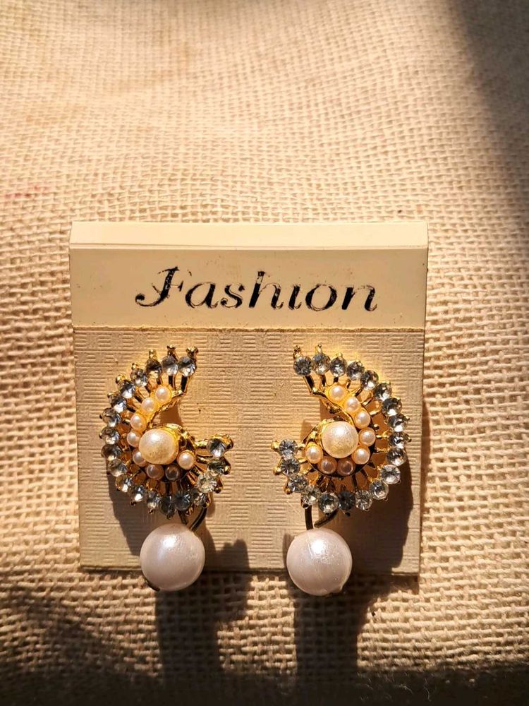 Pearl Drop Earrings