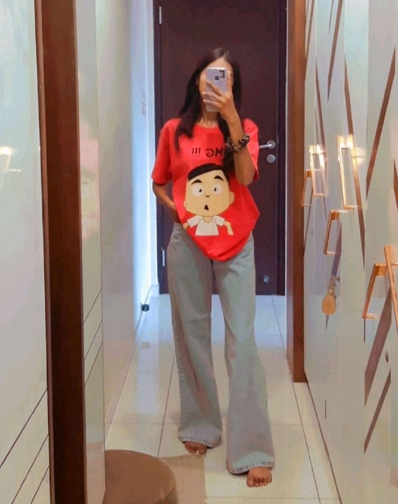 Oversized Graphic Printed Tshirt