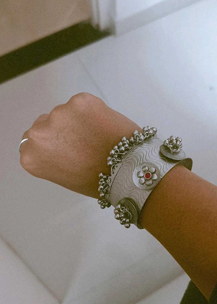 Silver-toned Ghungroo Cuff Bracelet for navratri