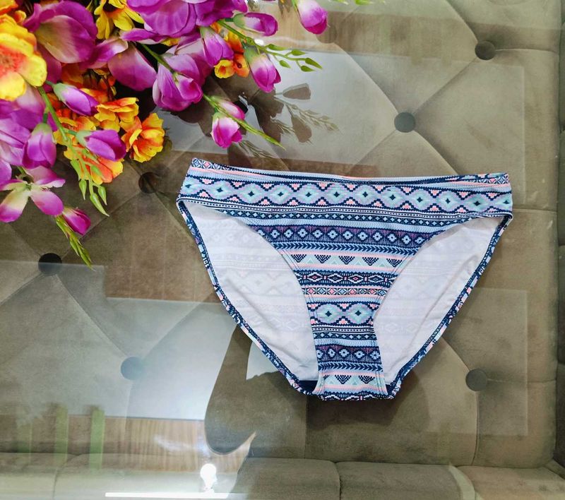Elegant Print Imported Stuff