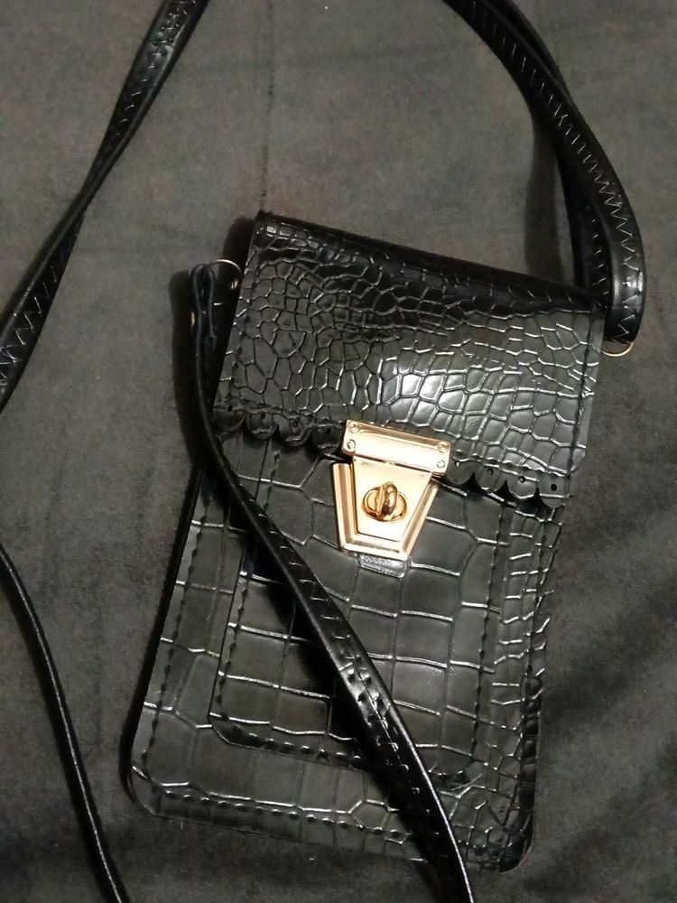 Chic Black Crossbody Bag