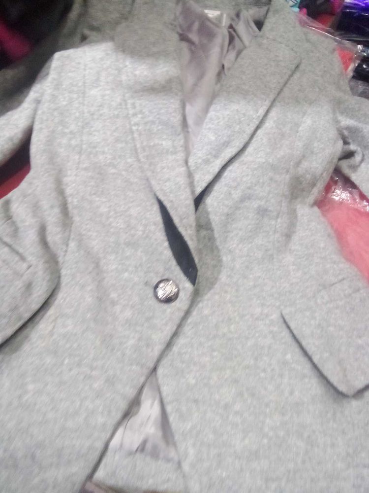 Gray Blazer - Stylish Outerwear