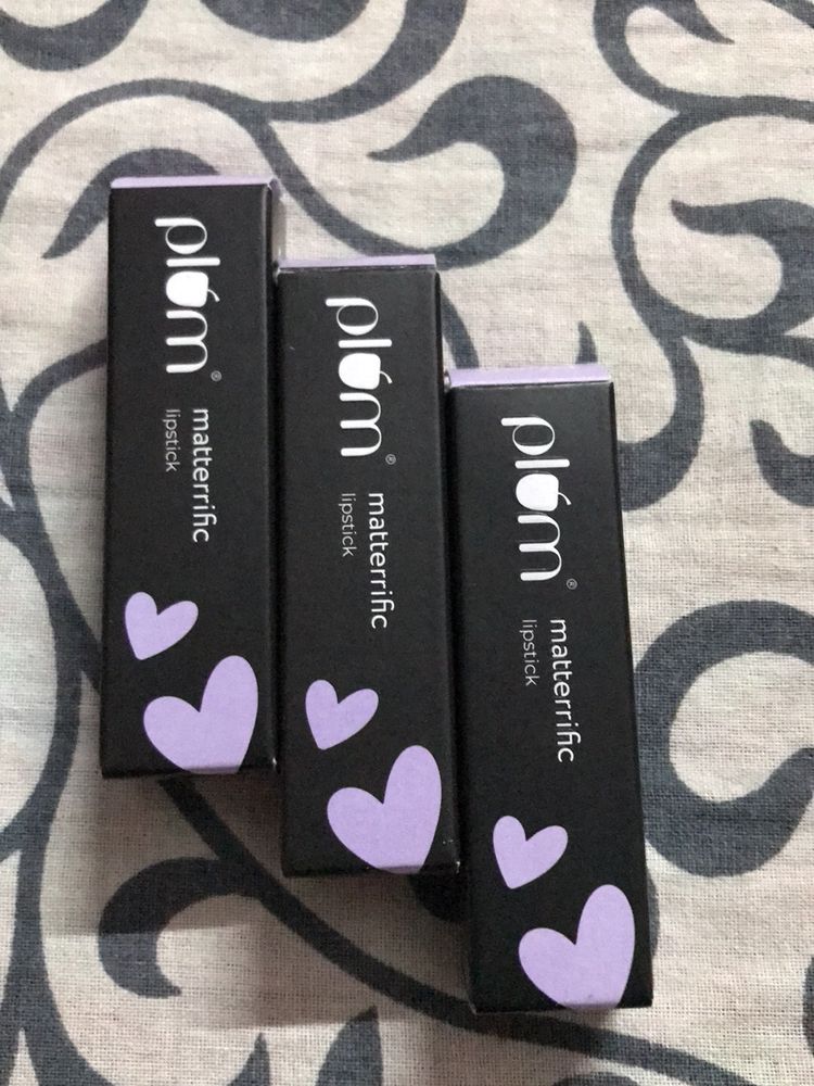 Plum Matterrific Lipstick Shade 140 (fire Away)