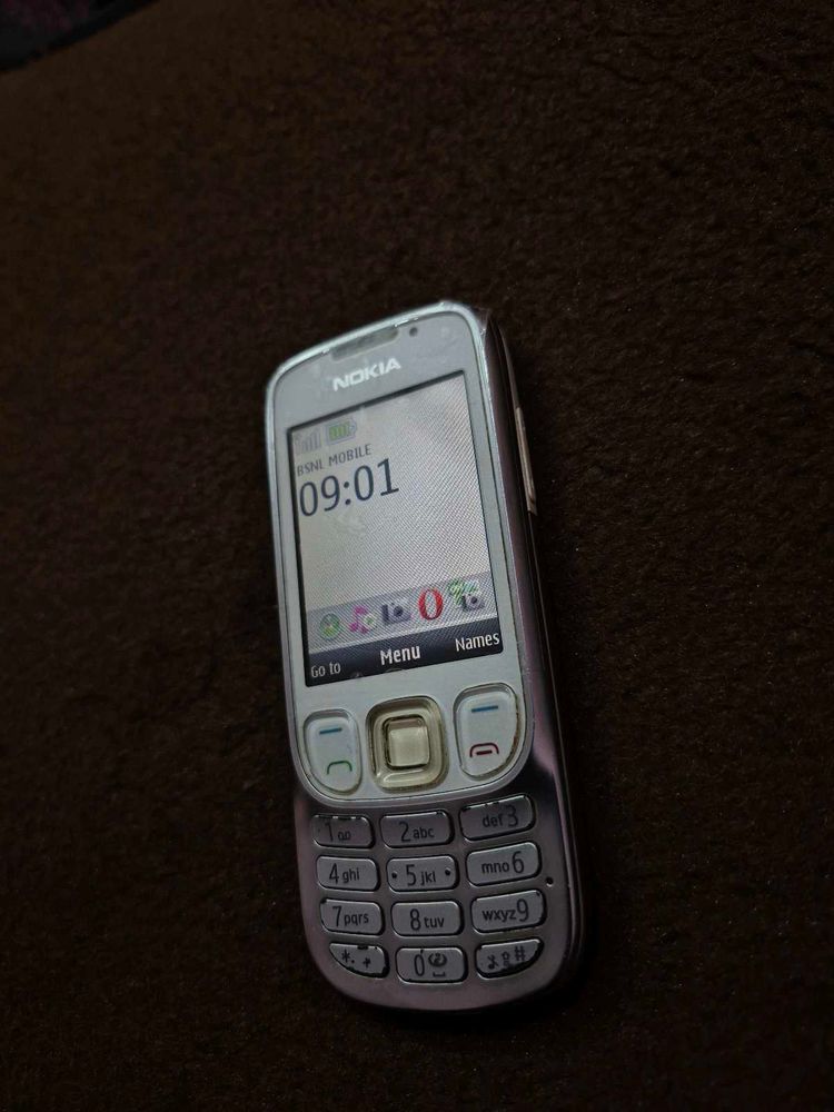 Nokia 6303i