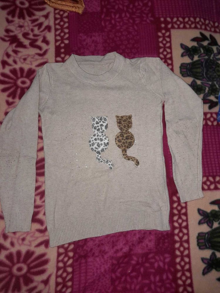 Cute Beige Sweater with Cats