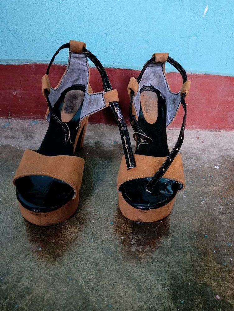 Stylish Tan Heels