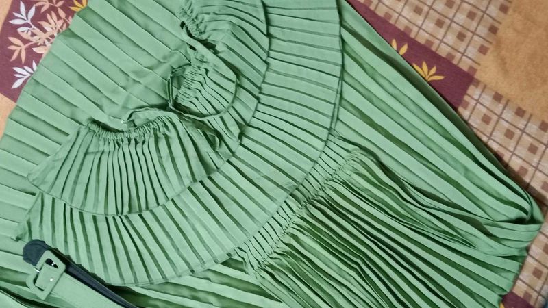 Green Pleated Skirt