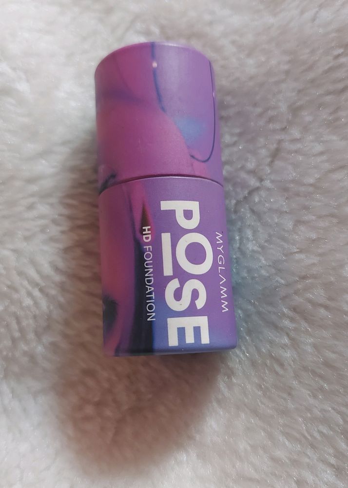 MyGlamm POSE HD FOUNDATION