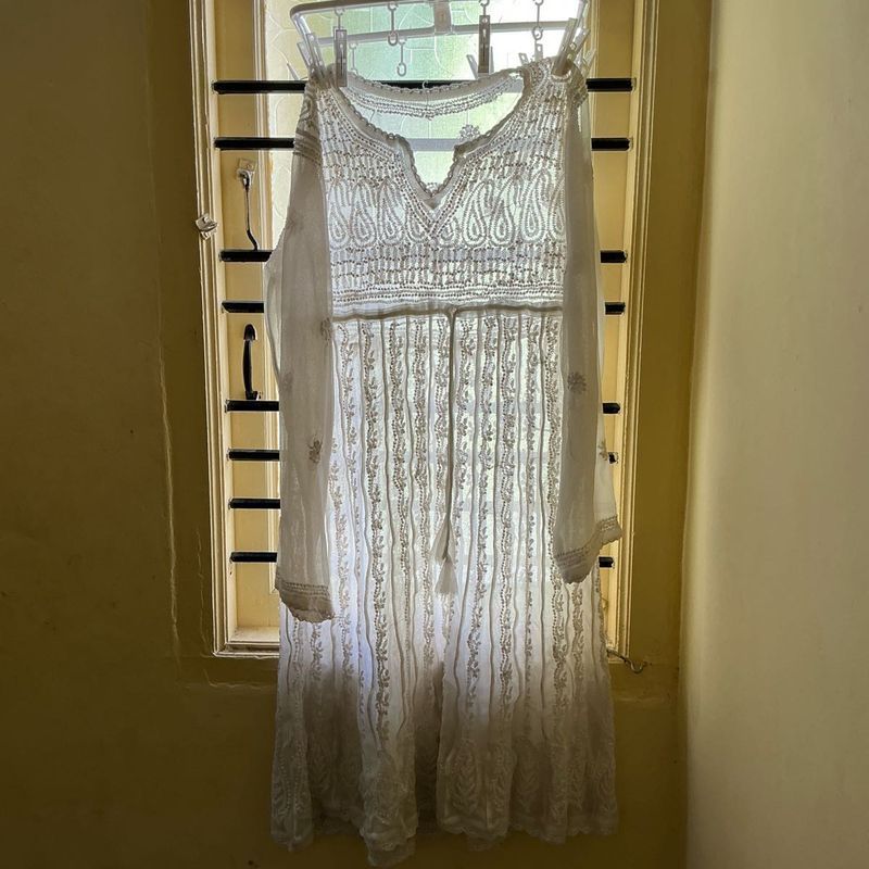 Beautiful White Chikankri Kurti