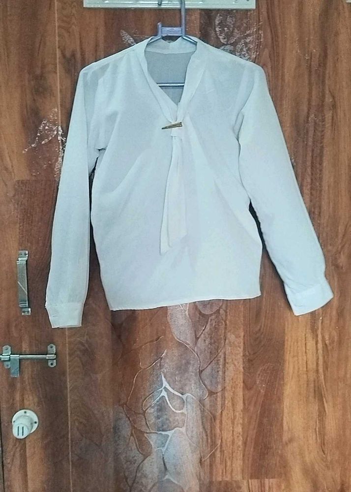 Korean top