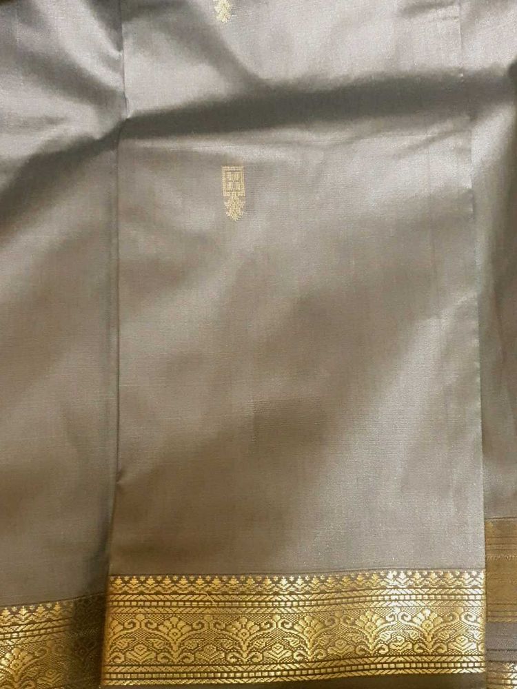 New Beautiful Elegant Silk Saree