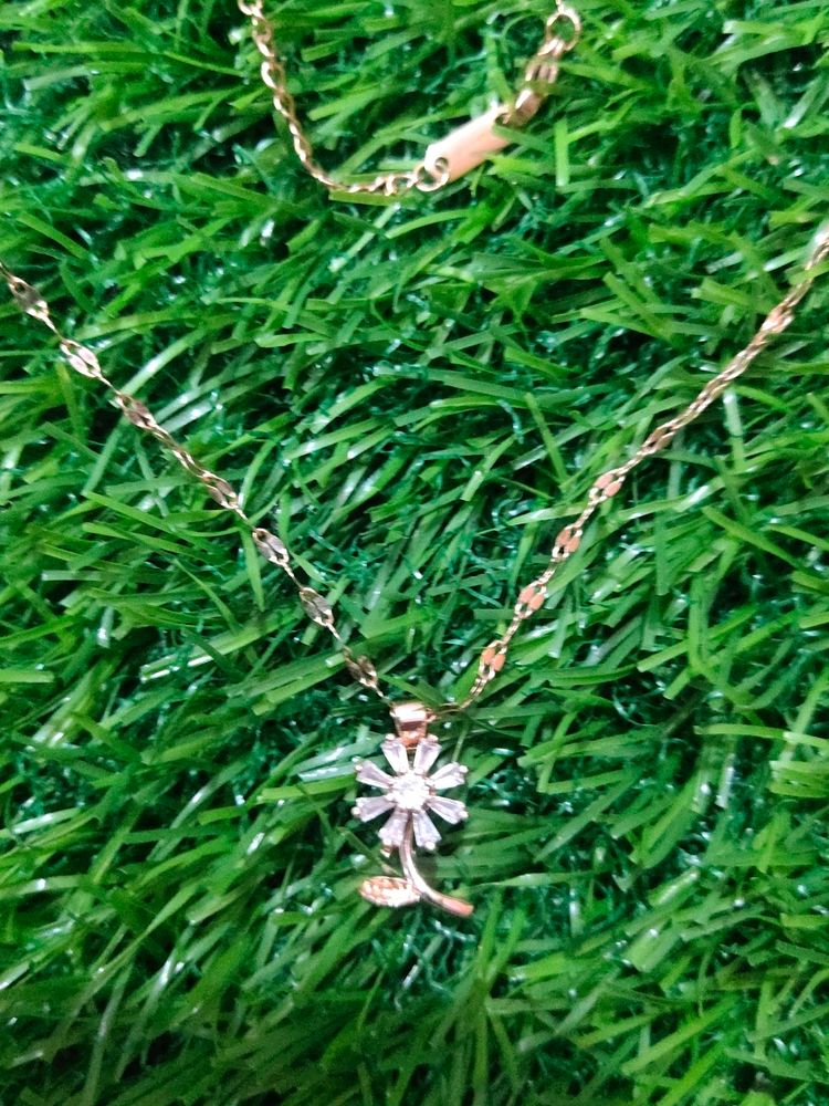 Anti Tarnish Stainless Steel Chain Pendant