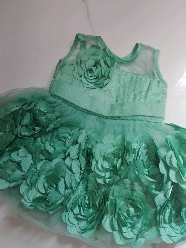 Elegant Green Floral Dress