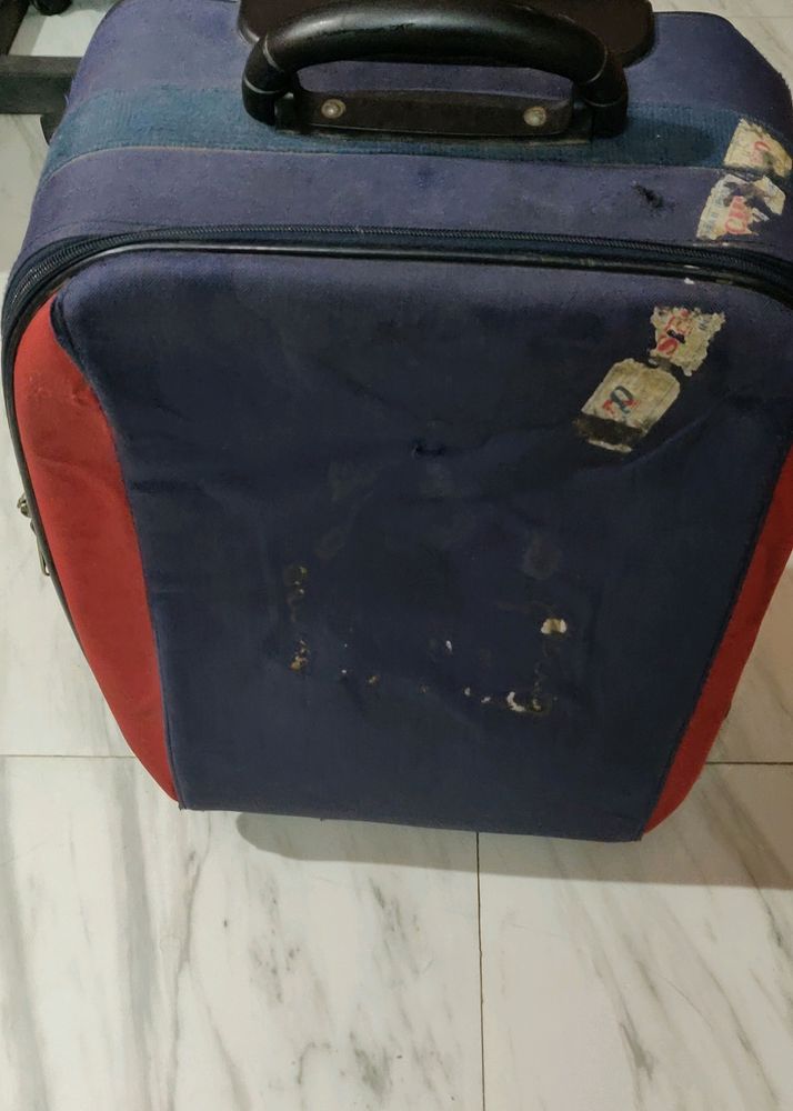 Medium Size Suitcase Trolley Bag