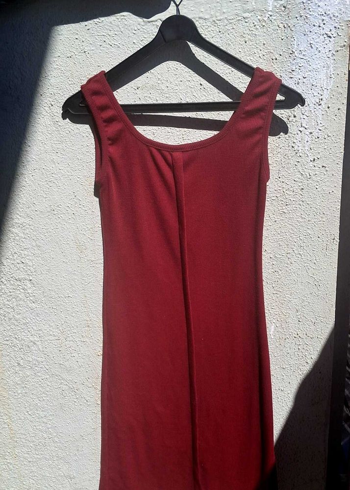 Maroon Sleeveless Mini Dress