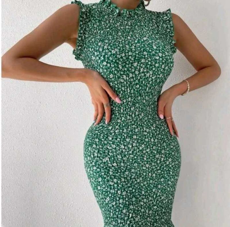 UTBANIC Green Floral Bodycon Dress