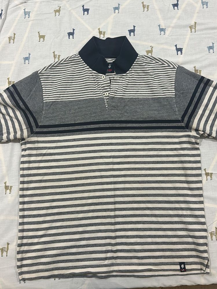 White Navyblue Stips Tshirt For Men