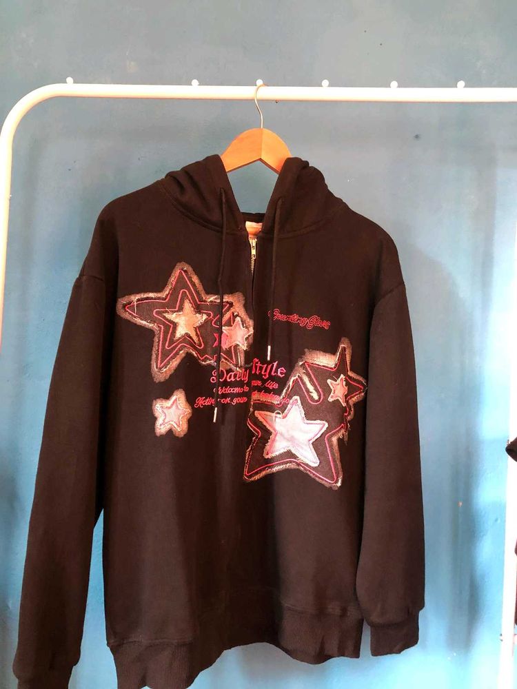 Star Graphic Hoodie