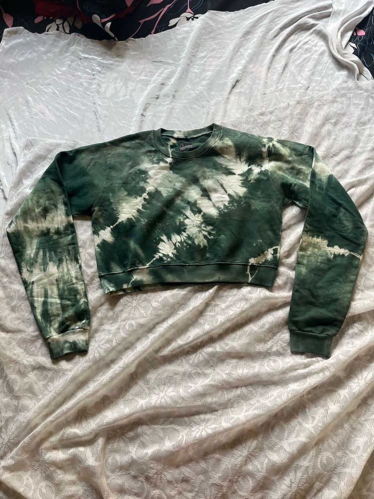 Green Tie Dye Cropped Sweatshirt