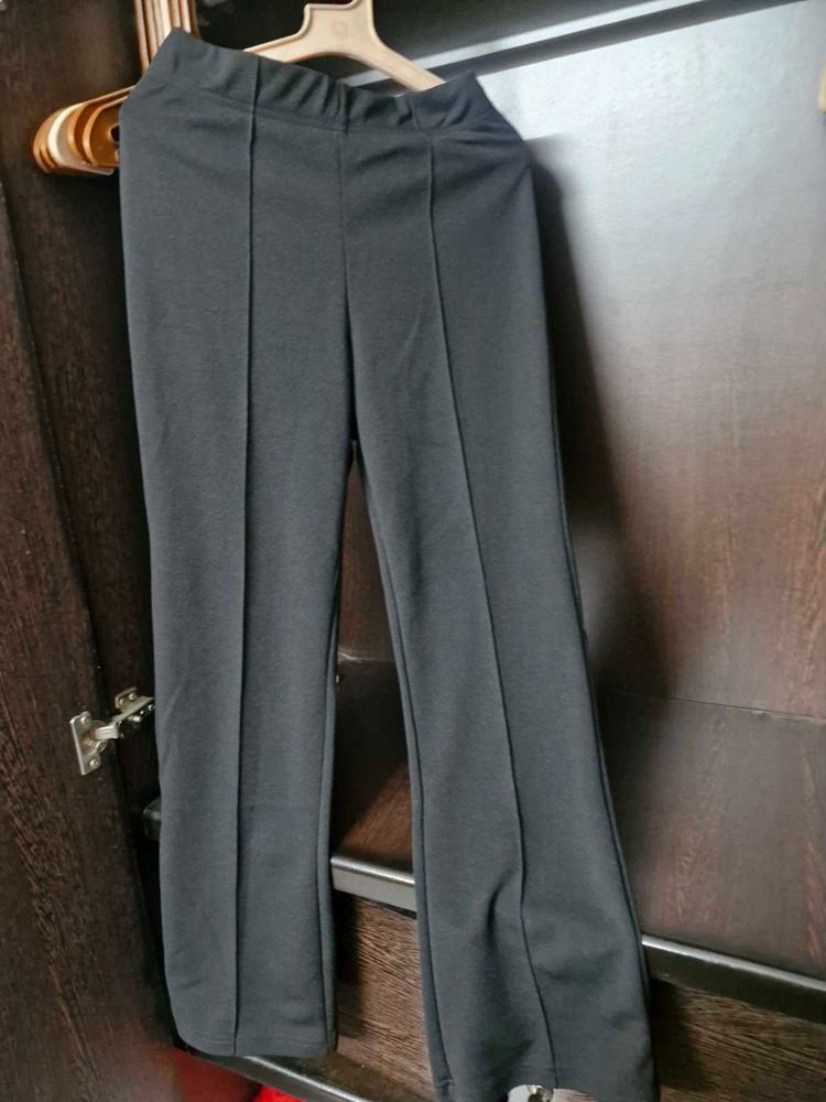 Black Stirrup Leggings