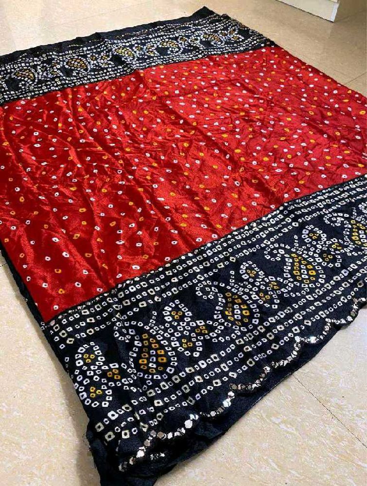 saree Red Bandhani