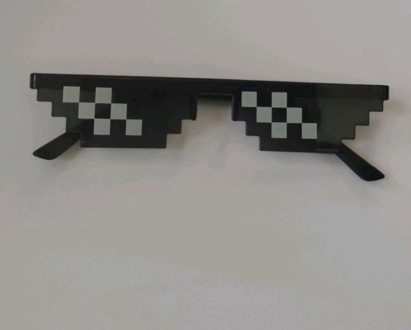 THUG LIFE Pixel Sunglasses