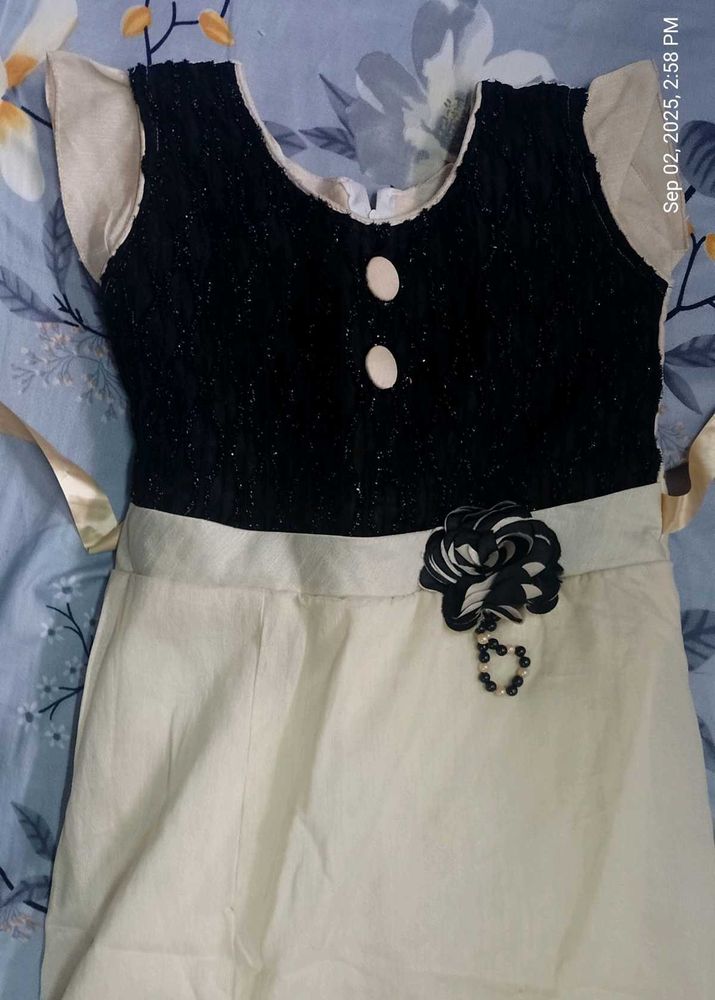 Black And Cream Ethnic Gown