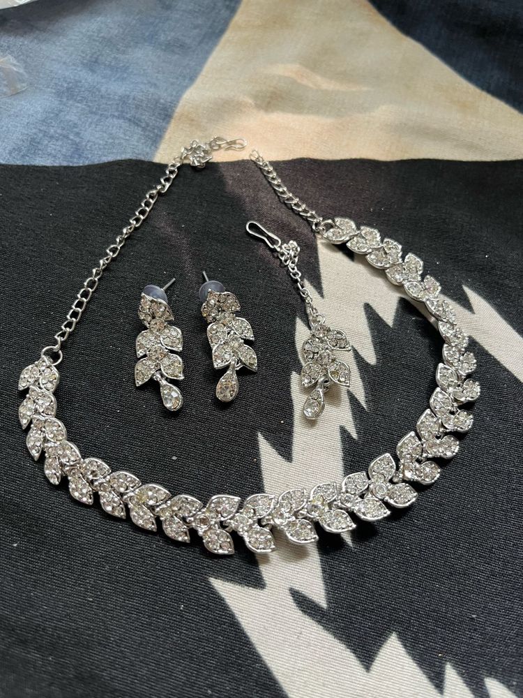 Elegant Dimond Jewelry Set
