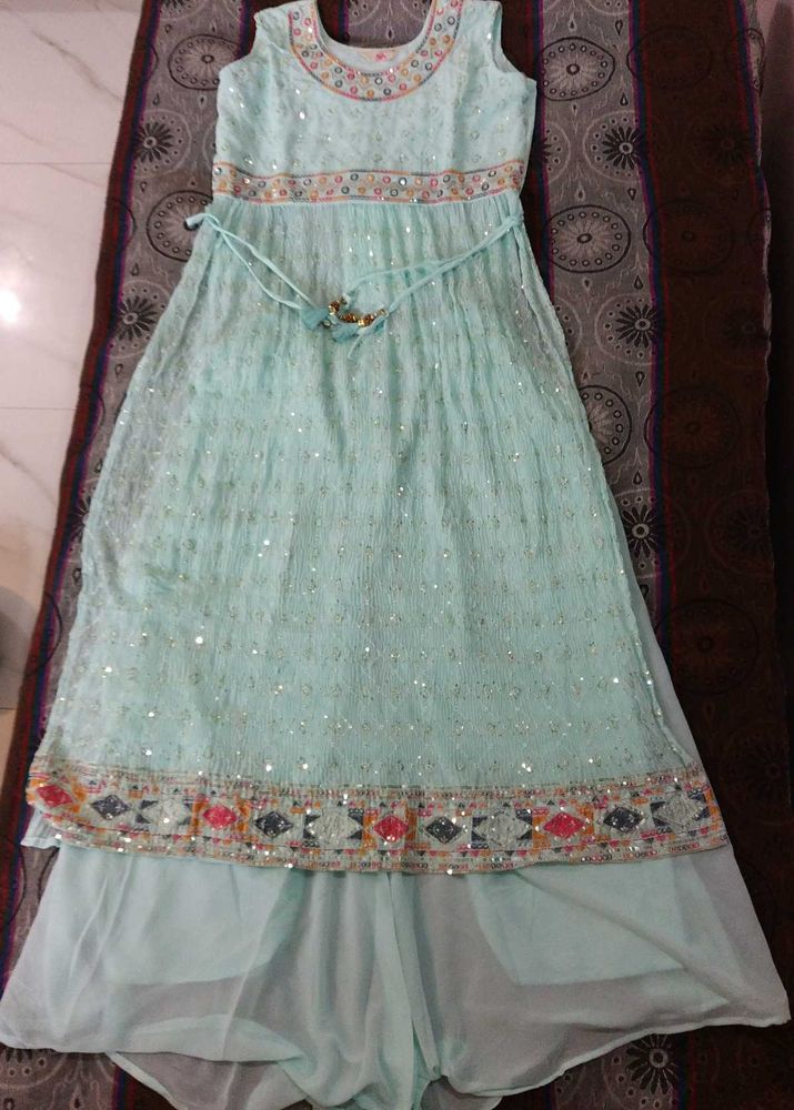 Trendy New Attractive Womans Naira Cut Dress
