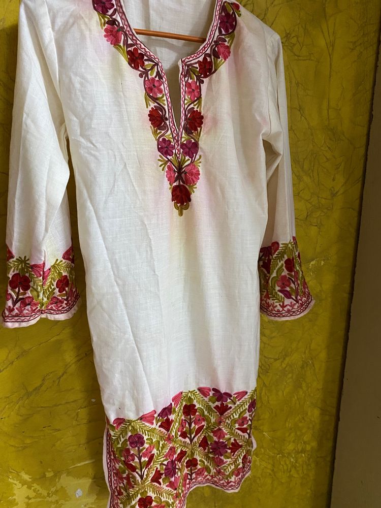 Kashmiri Kurti