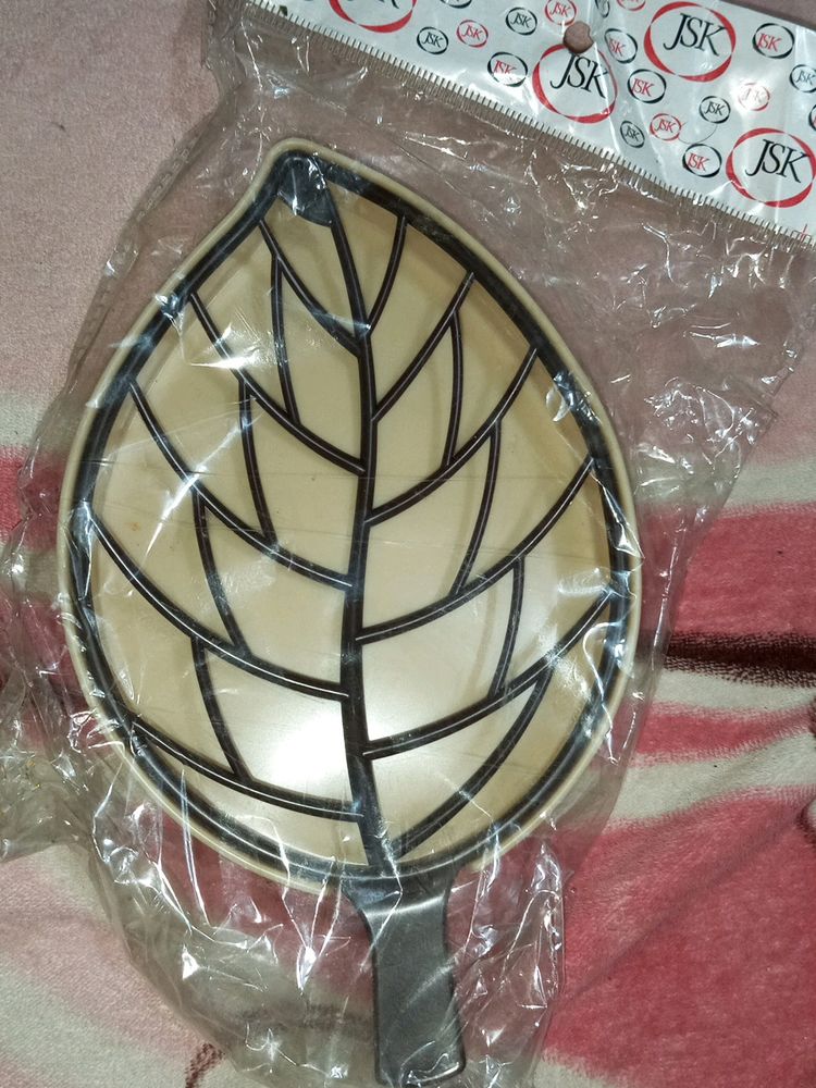 Leaf Shaped Soap 🧼 Tray
