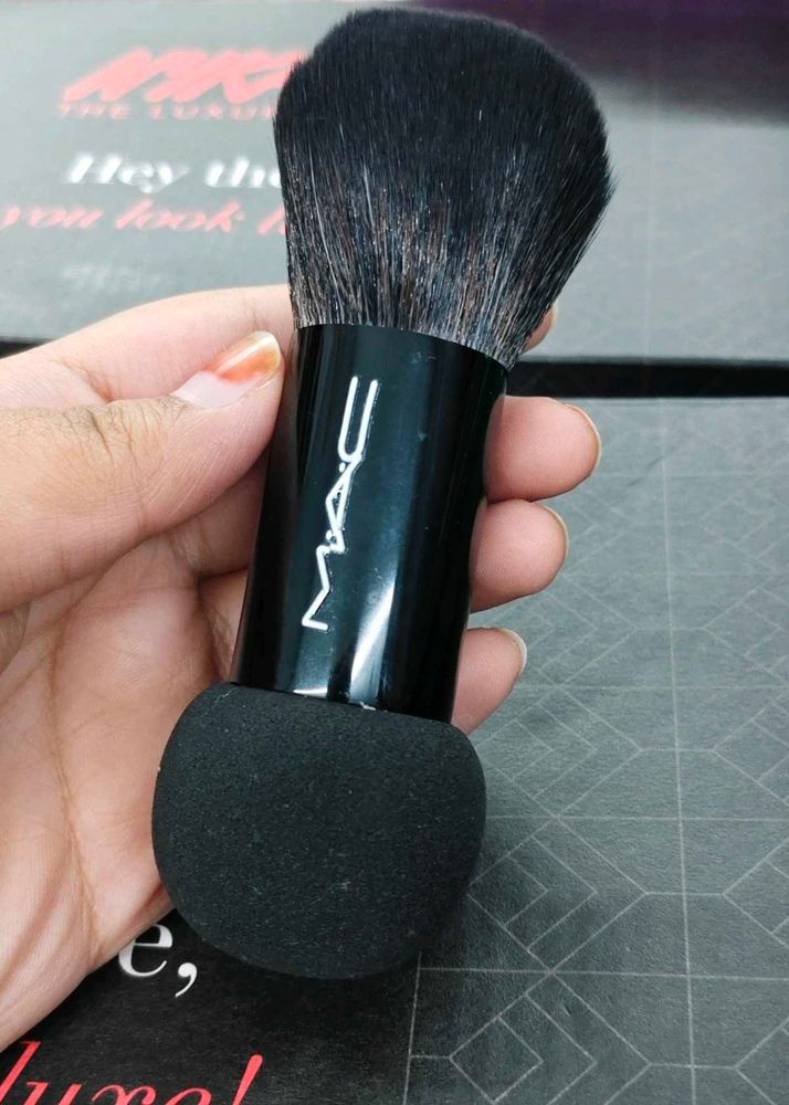 Mac Brush