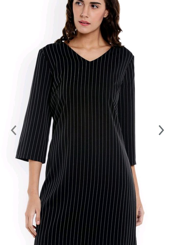 Vero Moda Black Knee Length Dress! (Women)