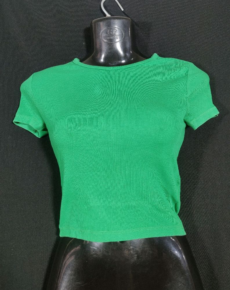 H&amp;M Green Ribbed Crop Top