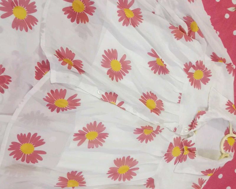 Daisy Print White Top