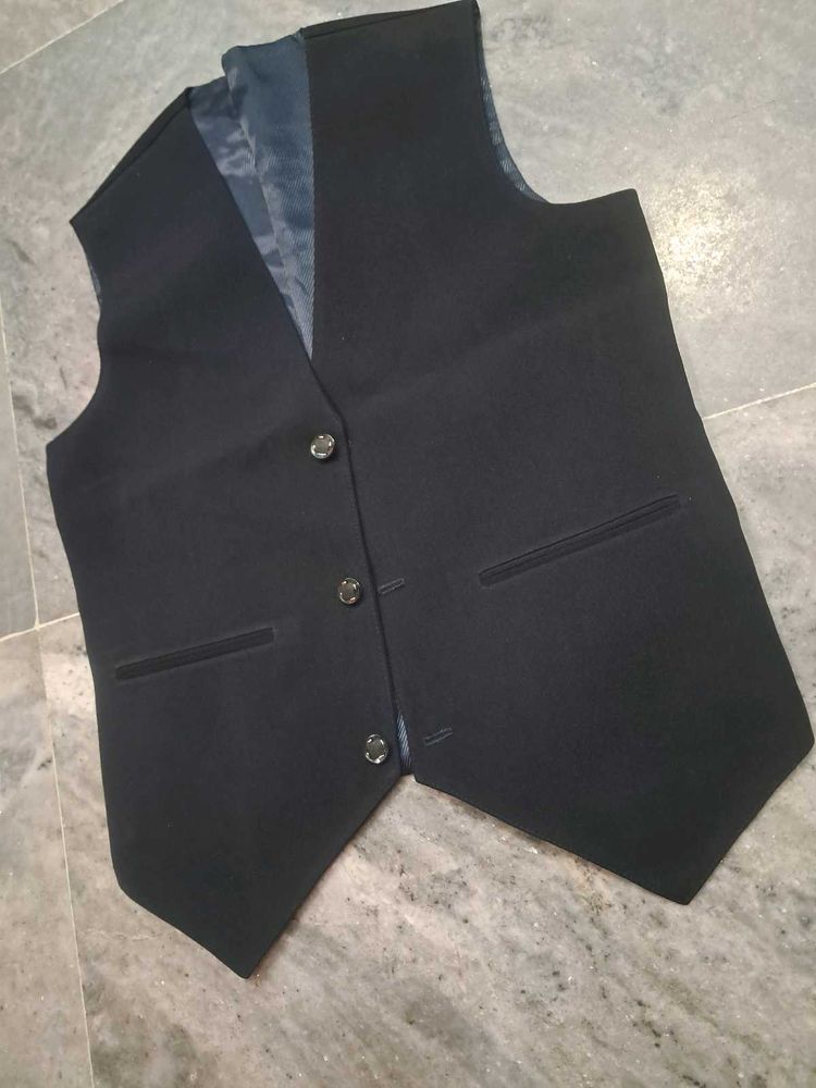 DHAMAKA OFFER!!!BRAND NEW !!!!Waist Coat MEN!!!!